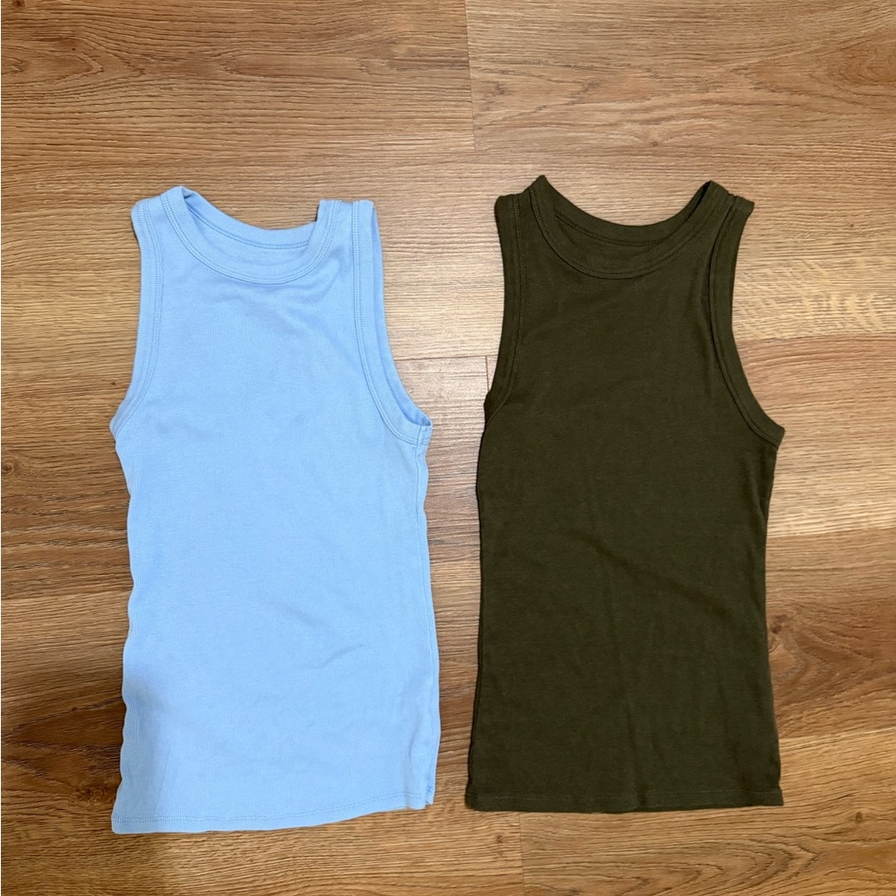 Women’s workout tops